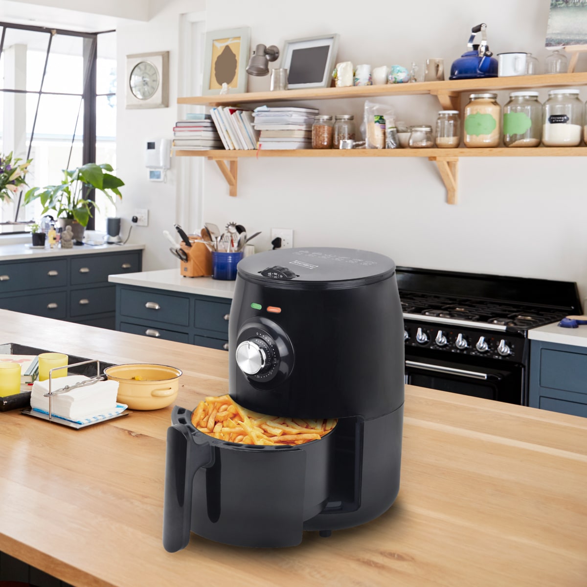 Airfryer 1,8 l. fra Royalty Line (fedtfattig: grille, bage, stege og friturestege) Airfryer 1,8 l. fra Royalty Line (fedtfattig: grille, bage, stege og friturestege)