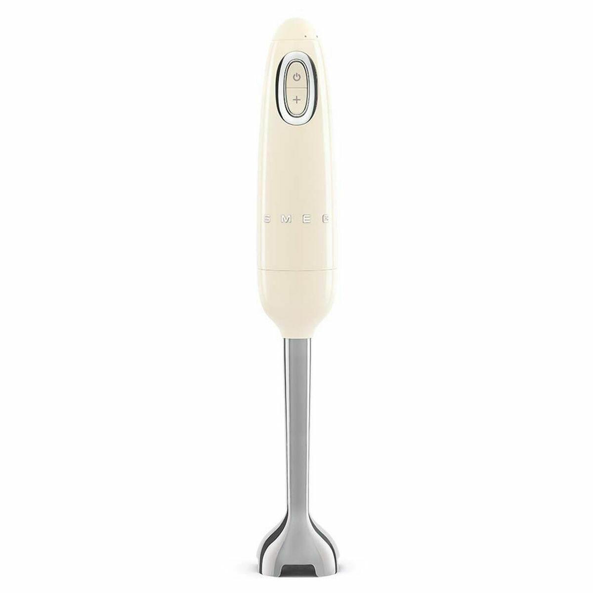Smeg håndblender - stavblender til hverdagens madlavning Smeg håndblender - stavblender til hverdagens madlavning